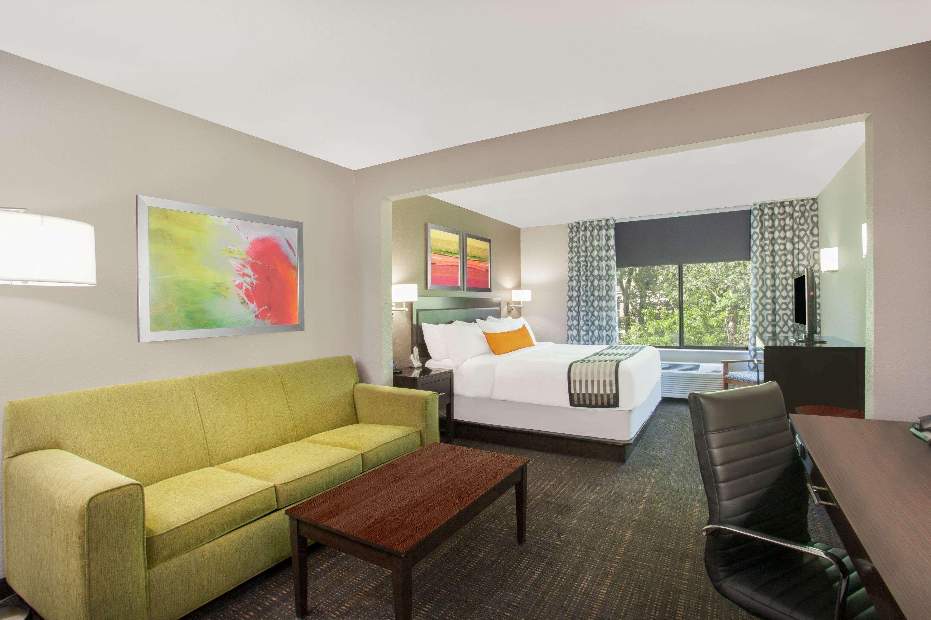 Wingate By Wyndham Columbia Hotel Exterior foto